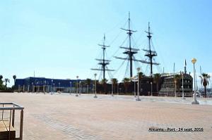 Alicante- Passeo et port 058